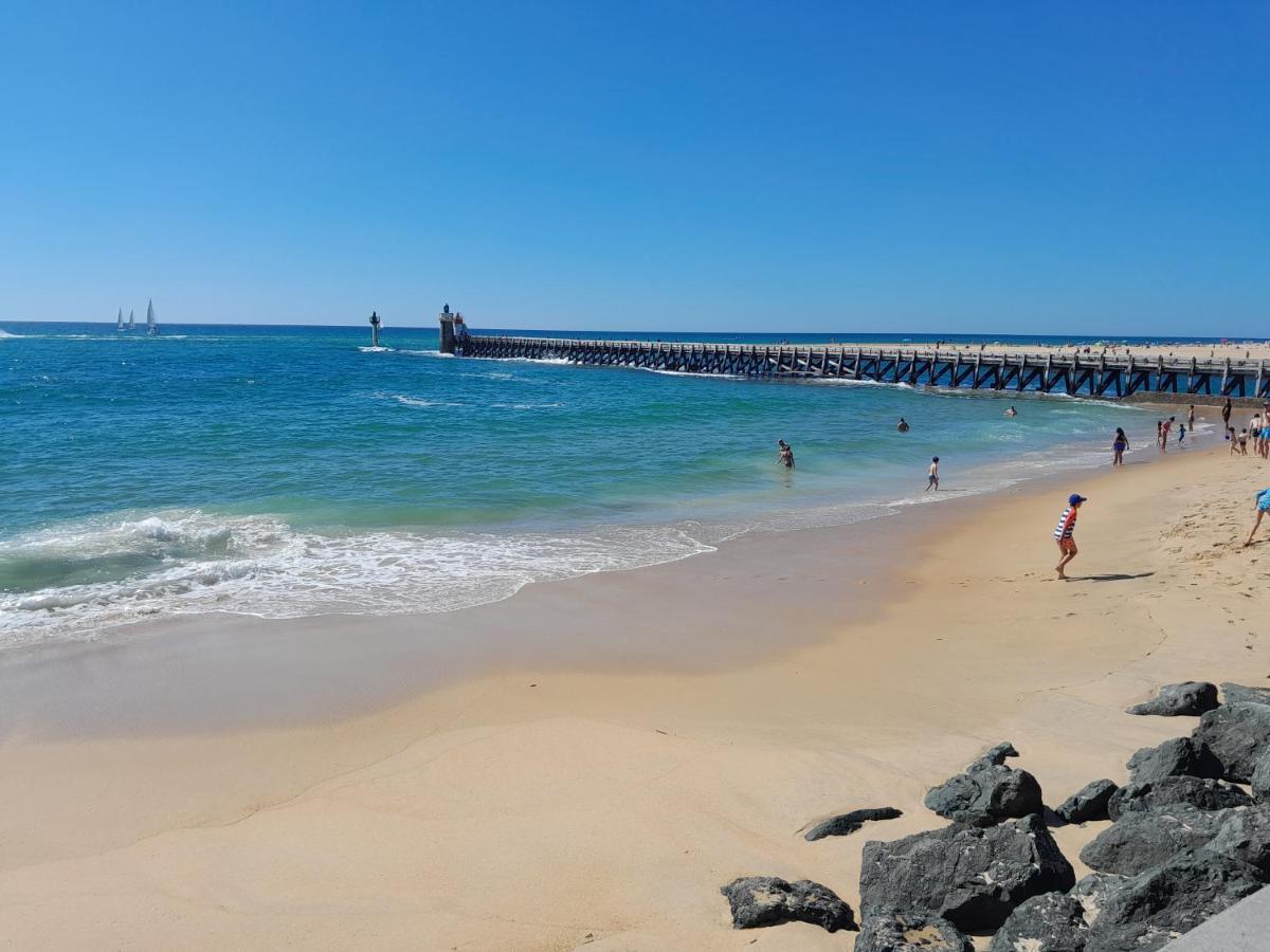 Apartmán Joli 2 Pieces Sur Le Port Avec Piscine, Terrasse, Parking Capbreton Exteriér fotografie